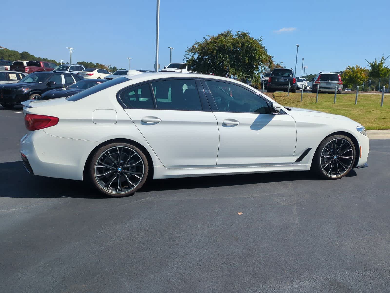 2019 BMW 5 Series 540i 11