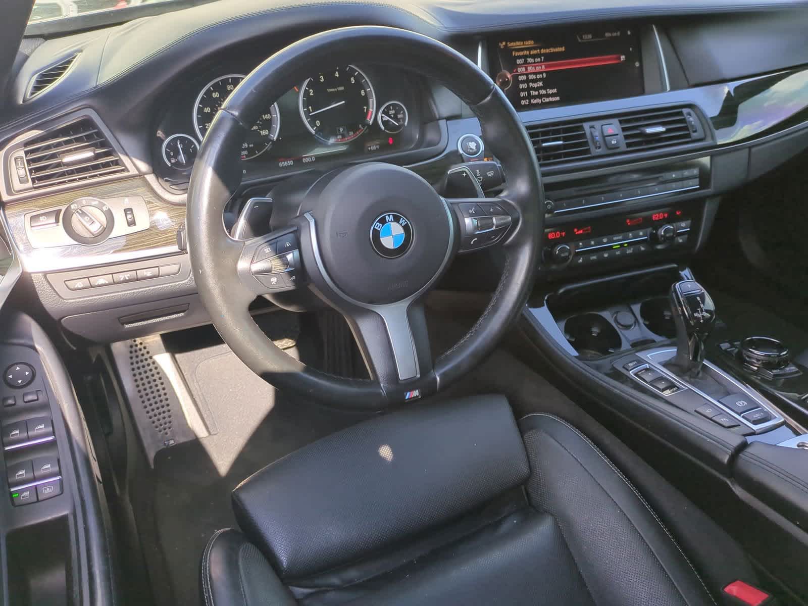 2016 BMW 5 Series 550i 29