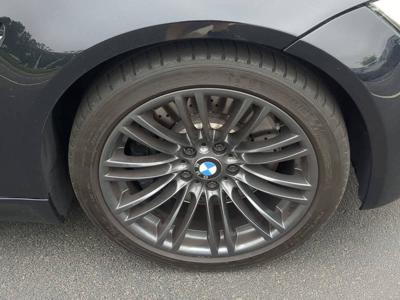 2011 BMW M3  13