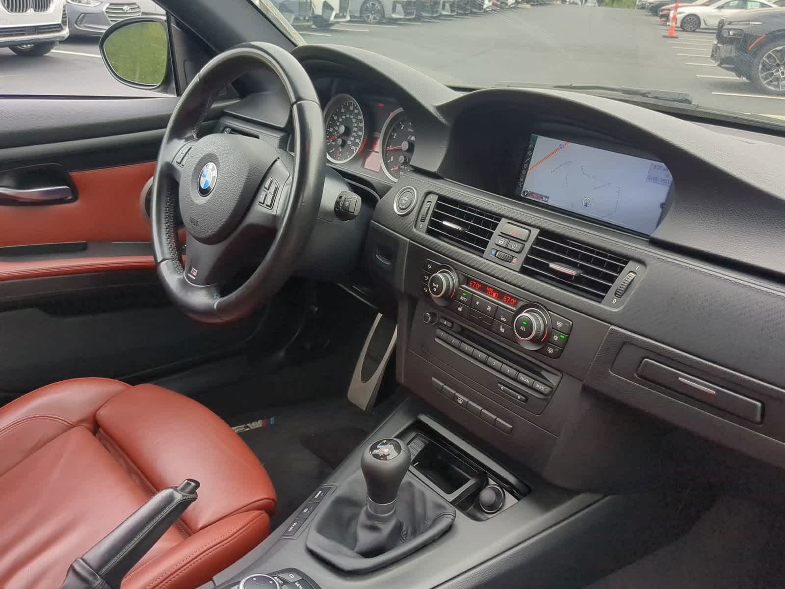 2011 BMW M3  33