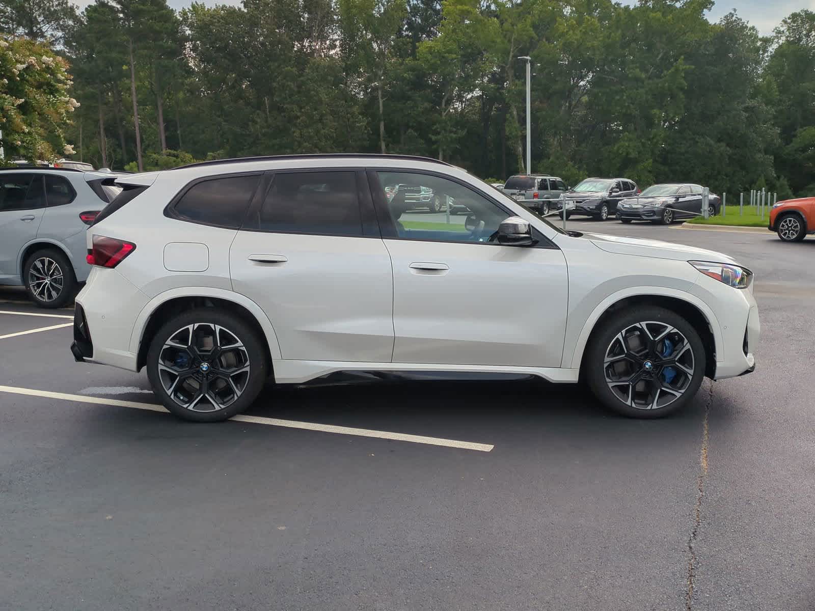 2024 BMW X1 M35i 11