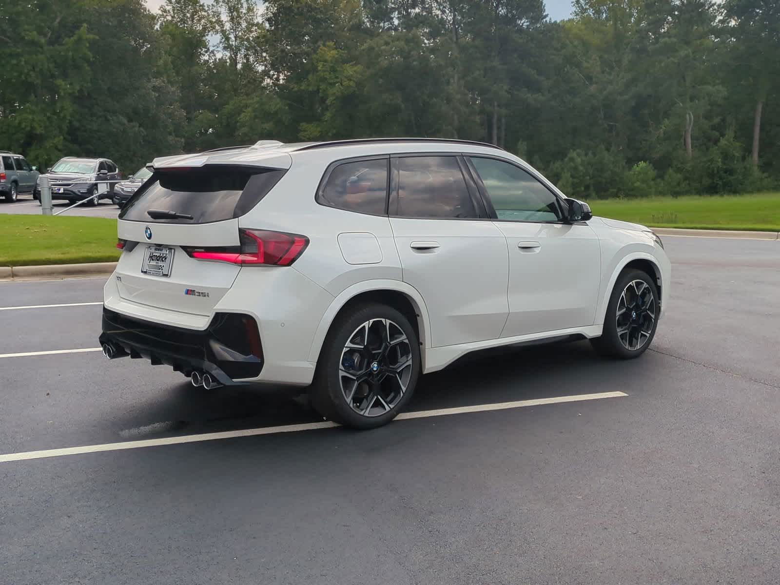 2024 BMW X1 M35i 10