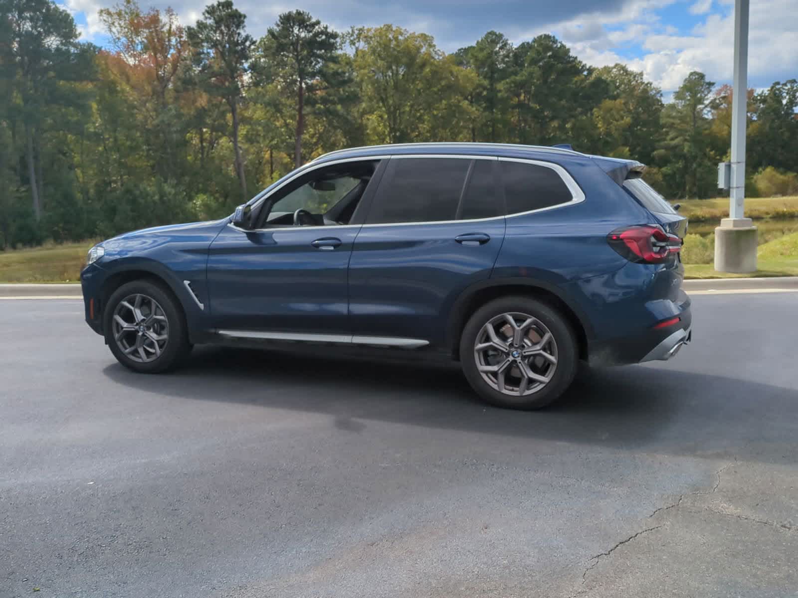 2024 BMW X3 sDrive30i 8