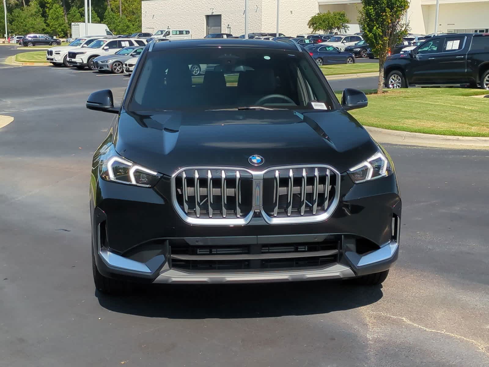 2025 BMW X1 xDrive28i 3