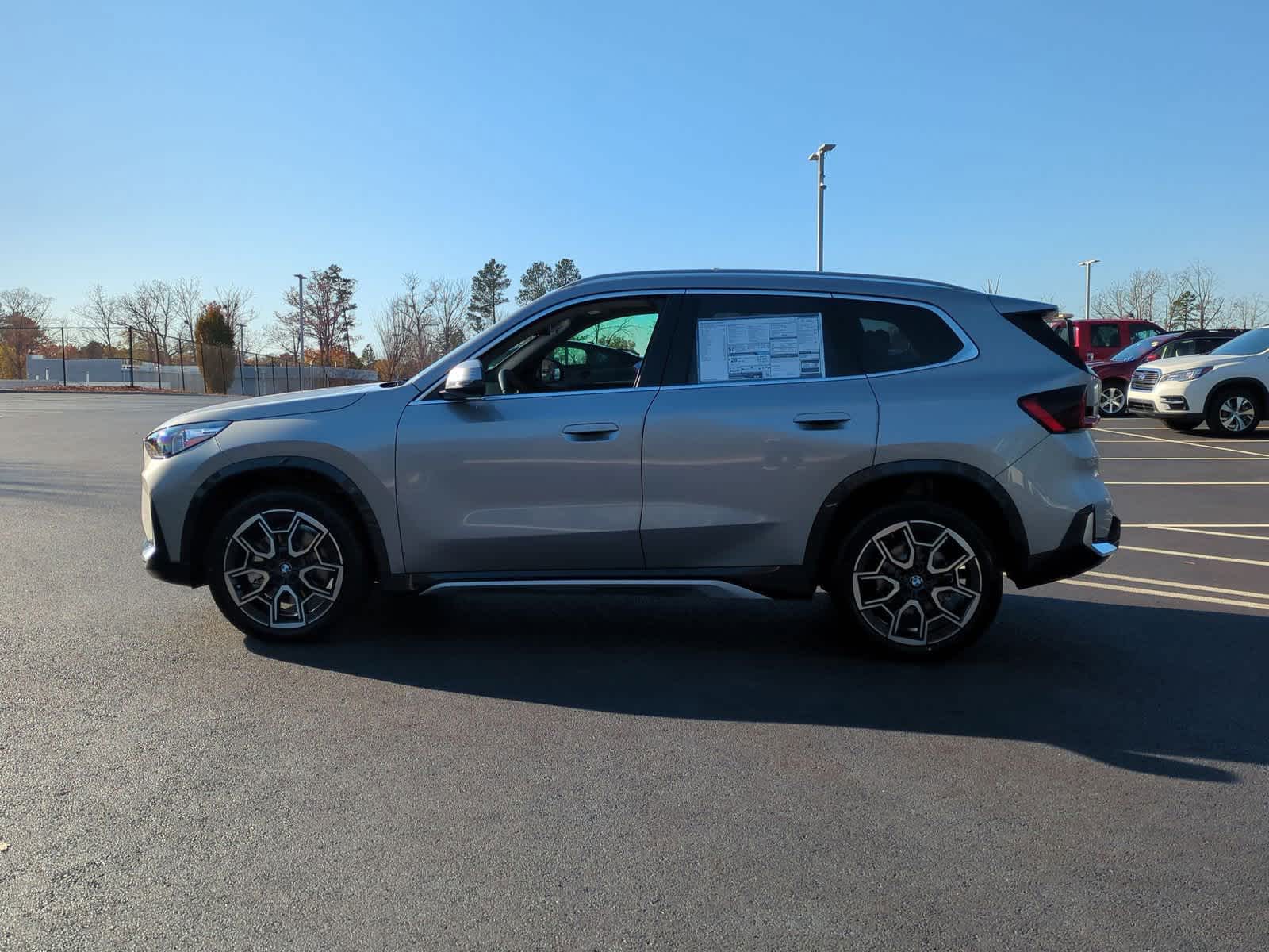 2025 BMW X1 xDrive28i 6