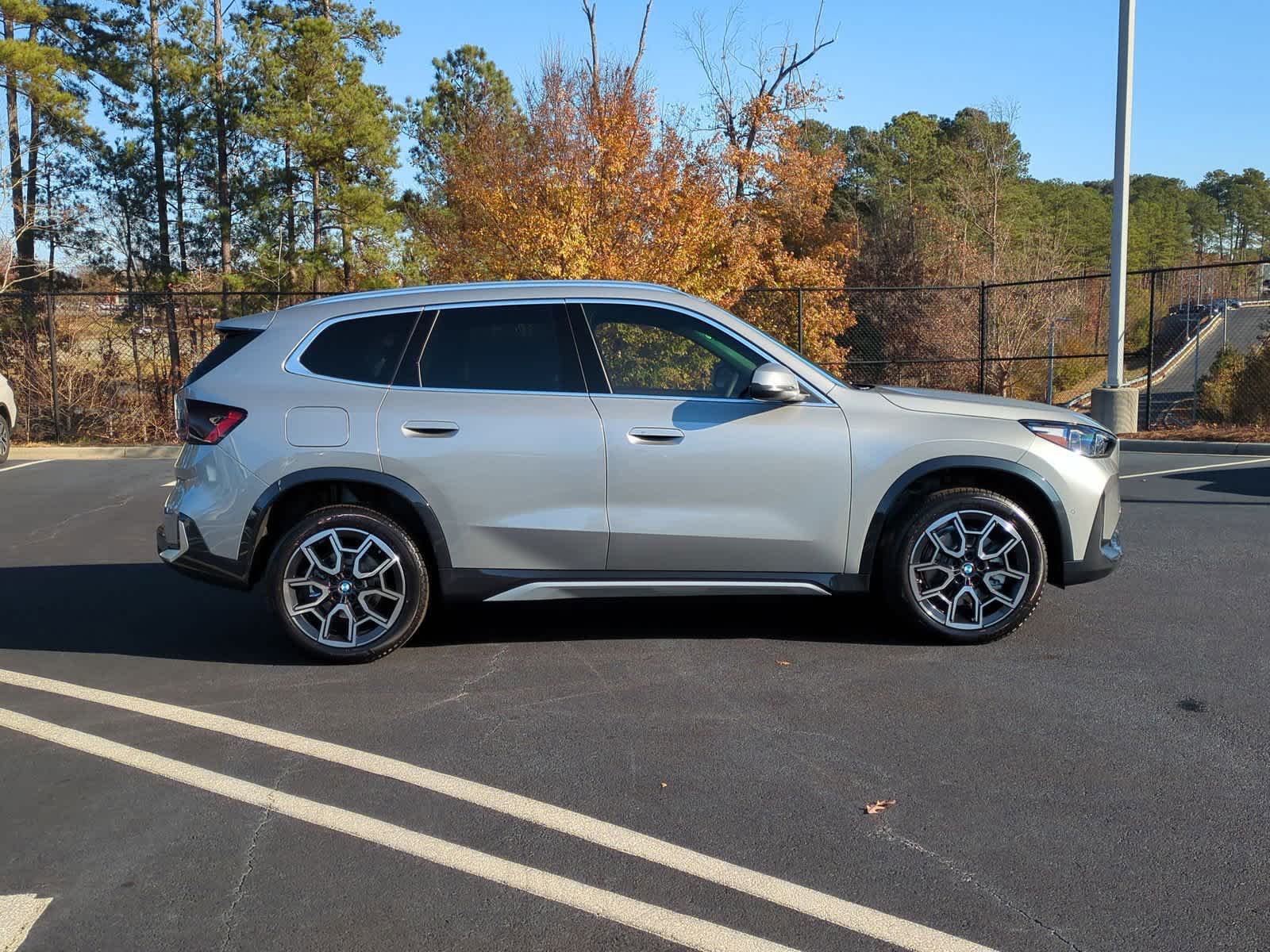 2025 BMW X1 xDrive28i 10