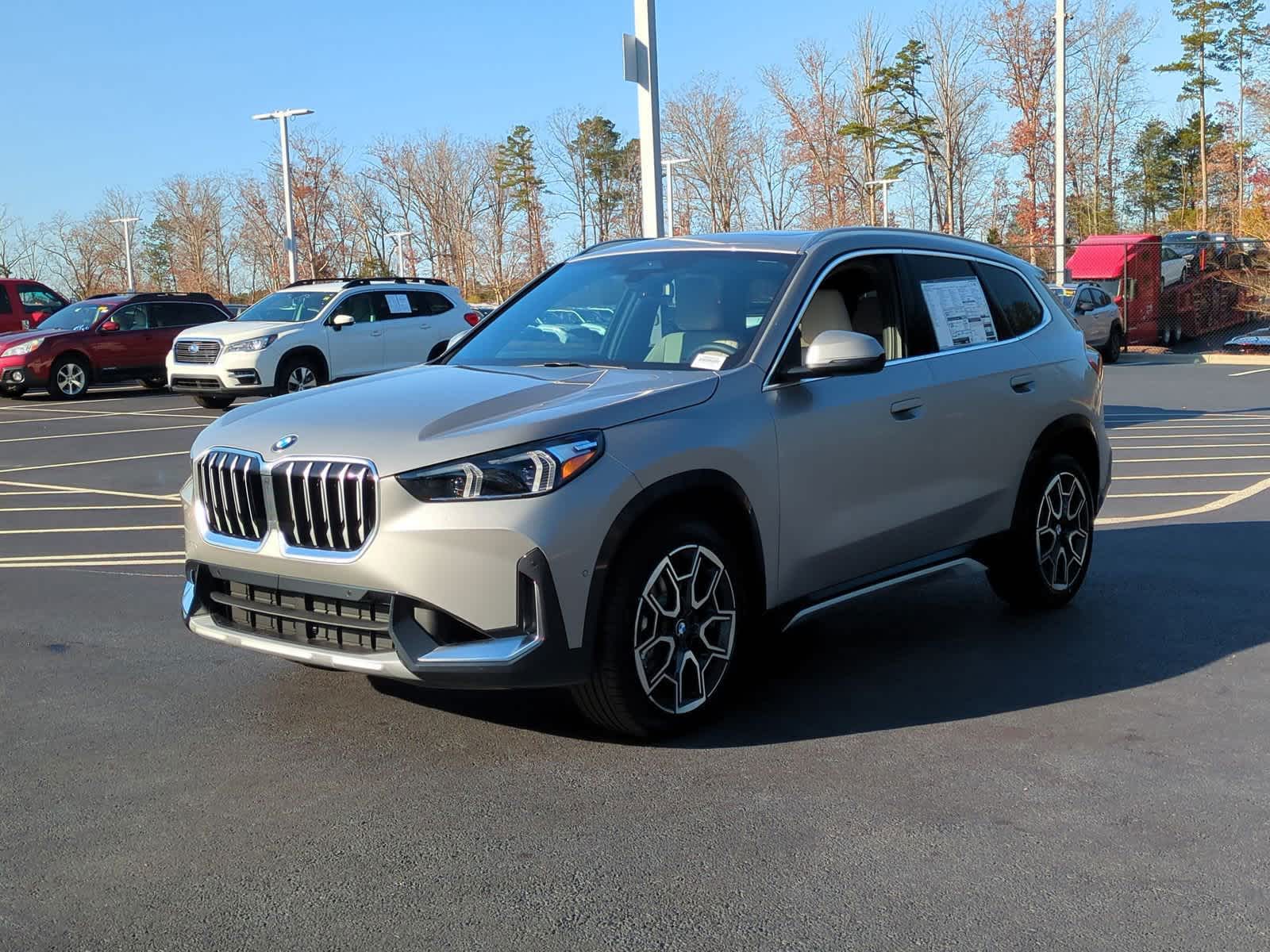 2025 BMW X1 xDrive28i 4