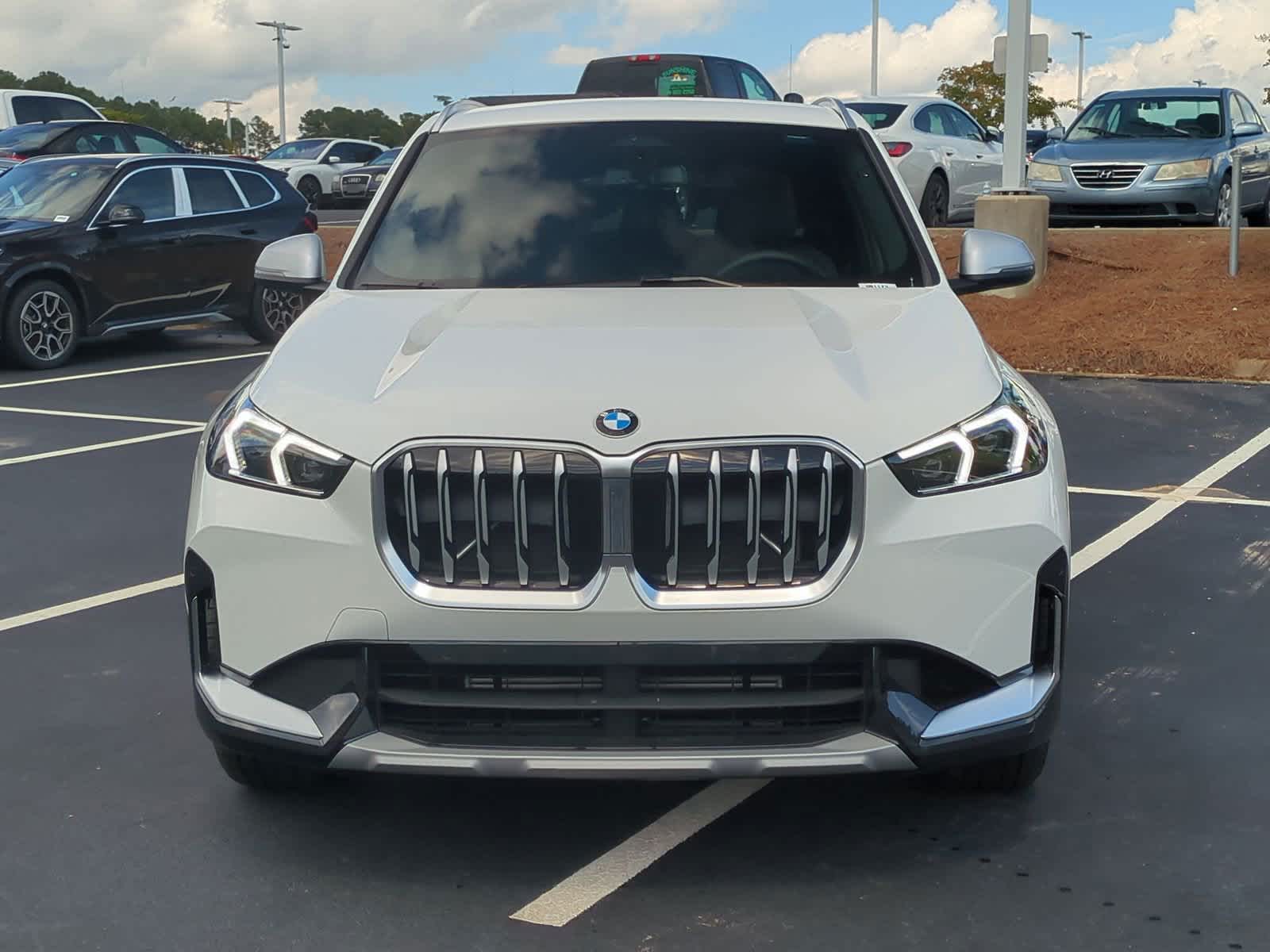 2023 BMW X1 xDrive28i 3