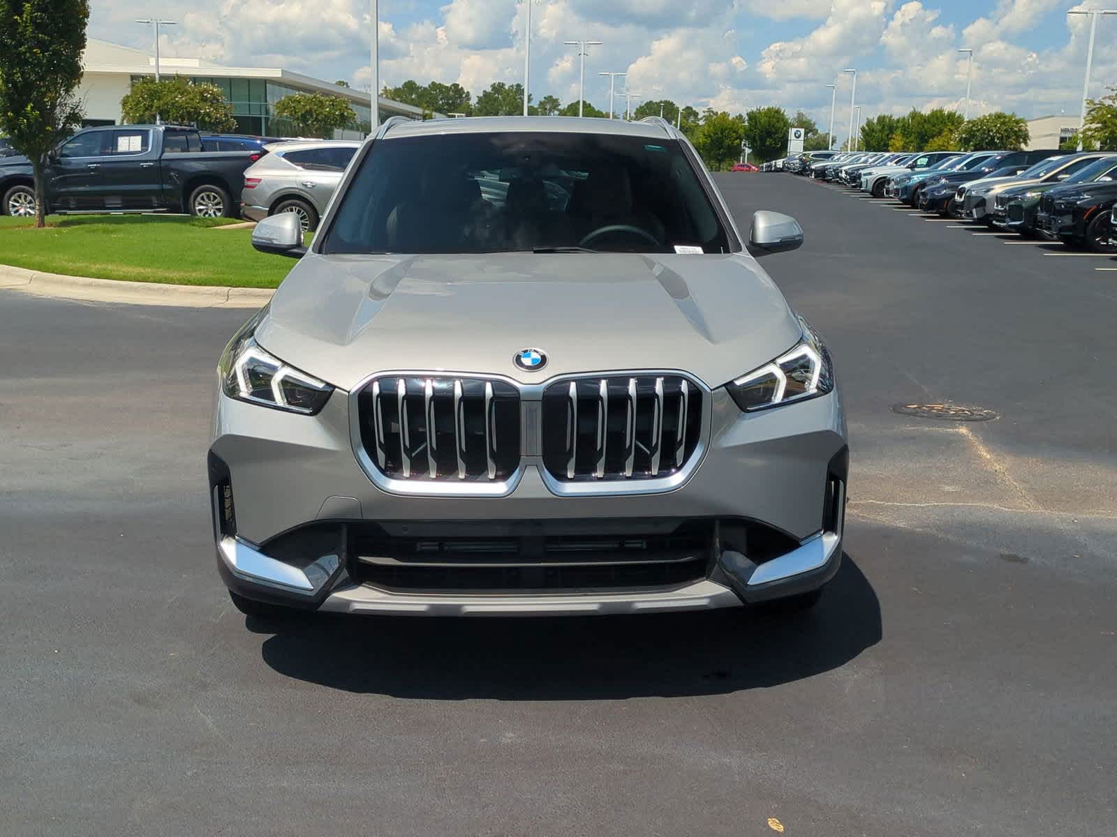 2025 BMW X1 xDrive28i 3