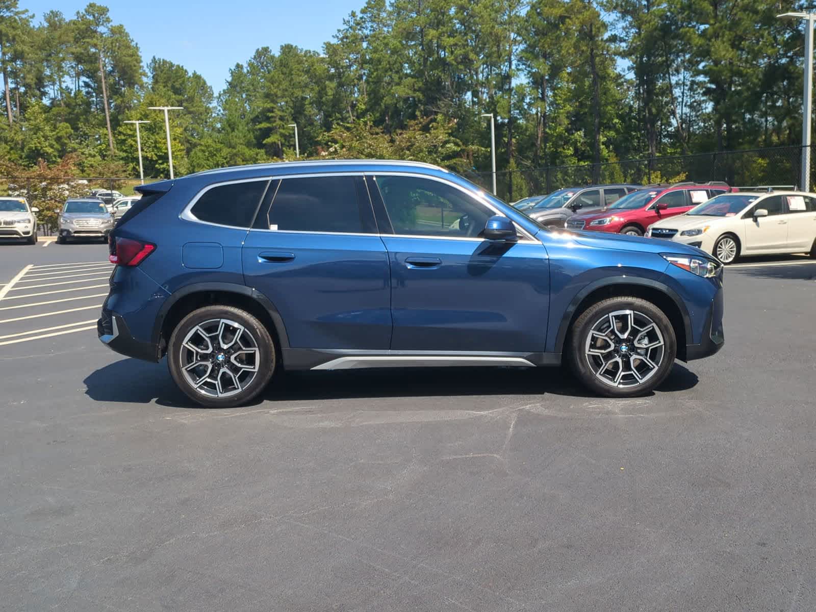 2025 BMW X1 xDrive28i 11