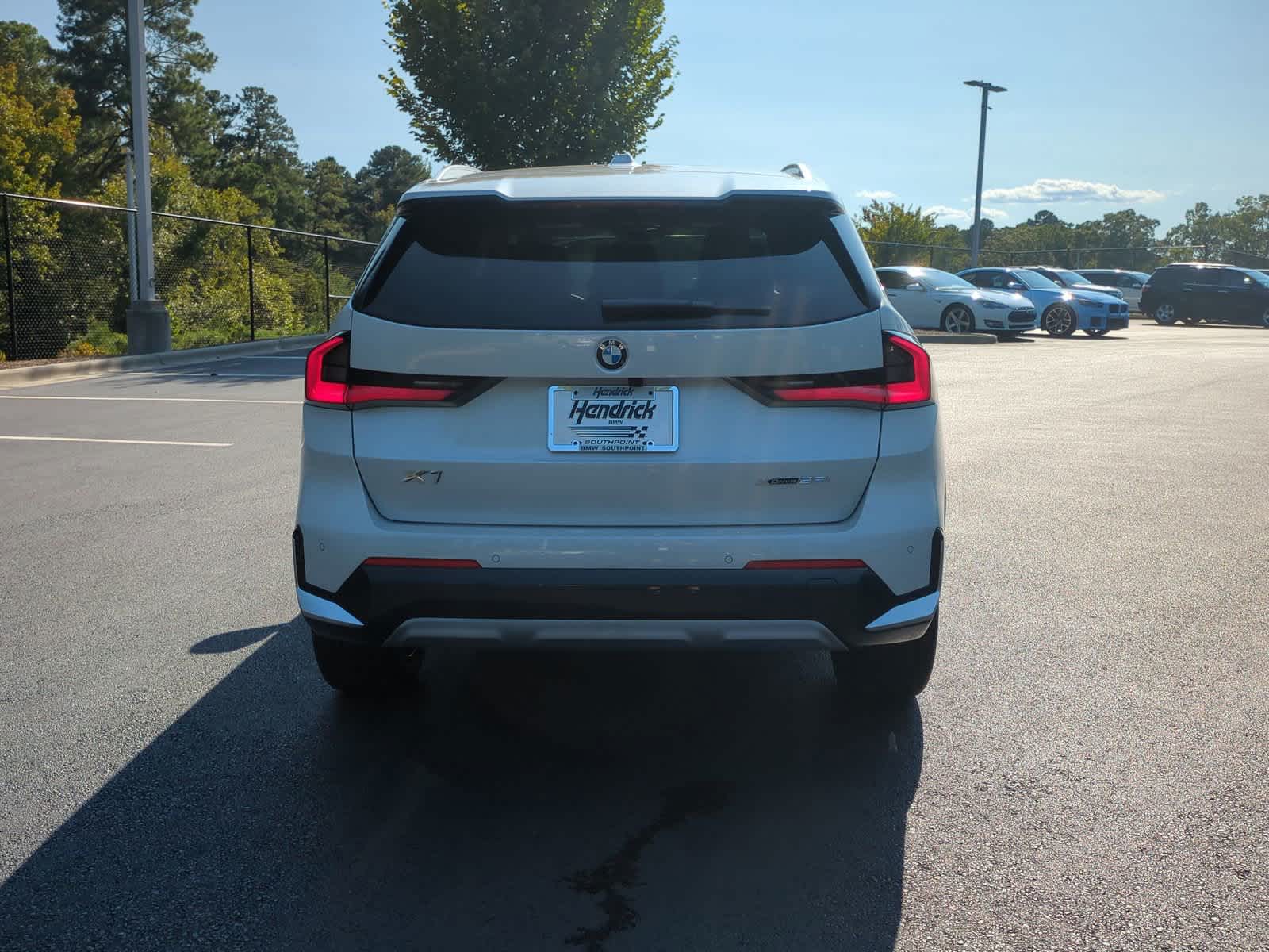 2025 BMW X1 xDrive28i 9