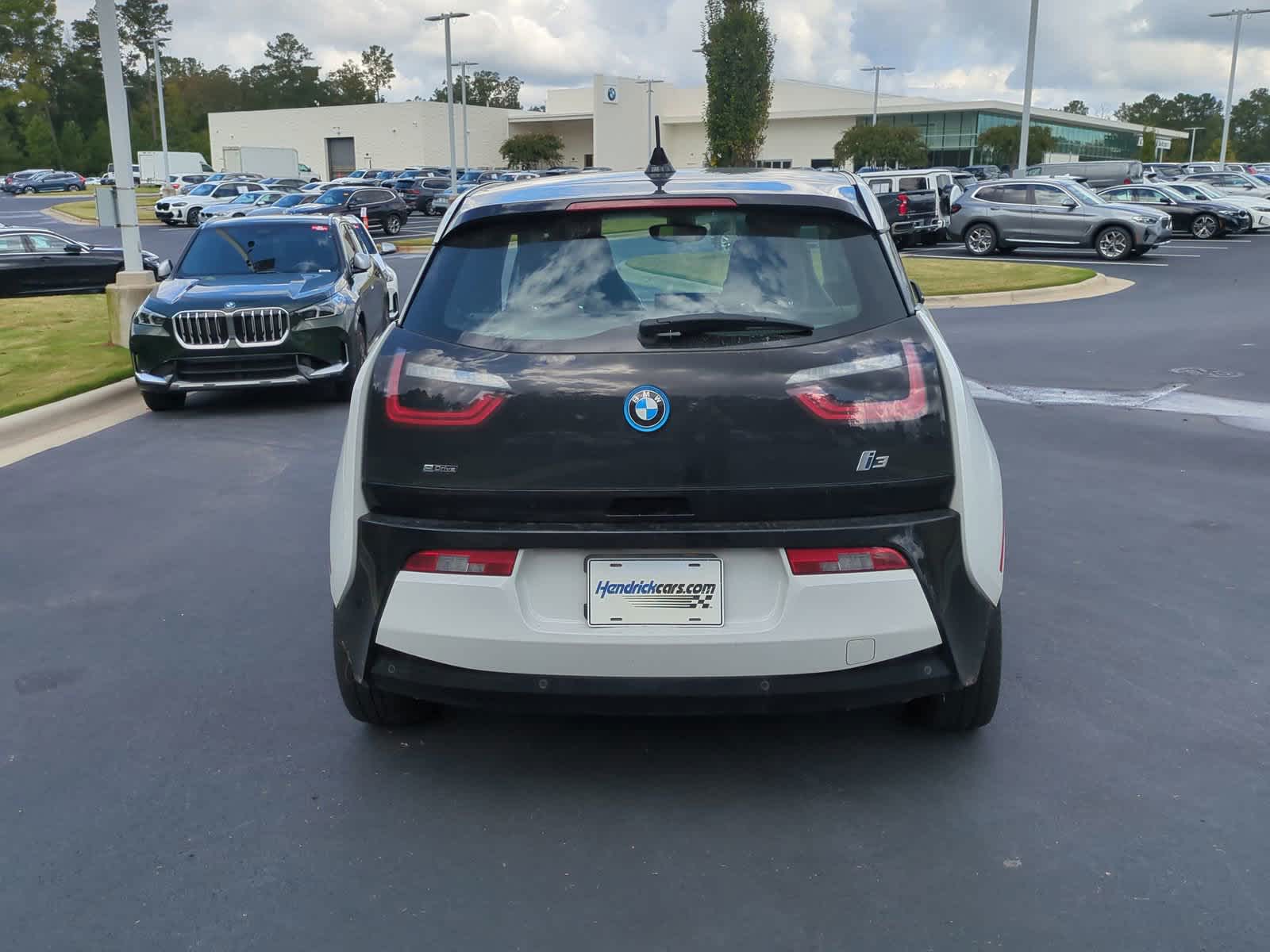 2015 BMW i3  9