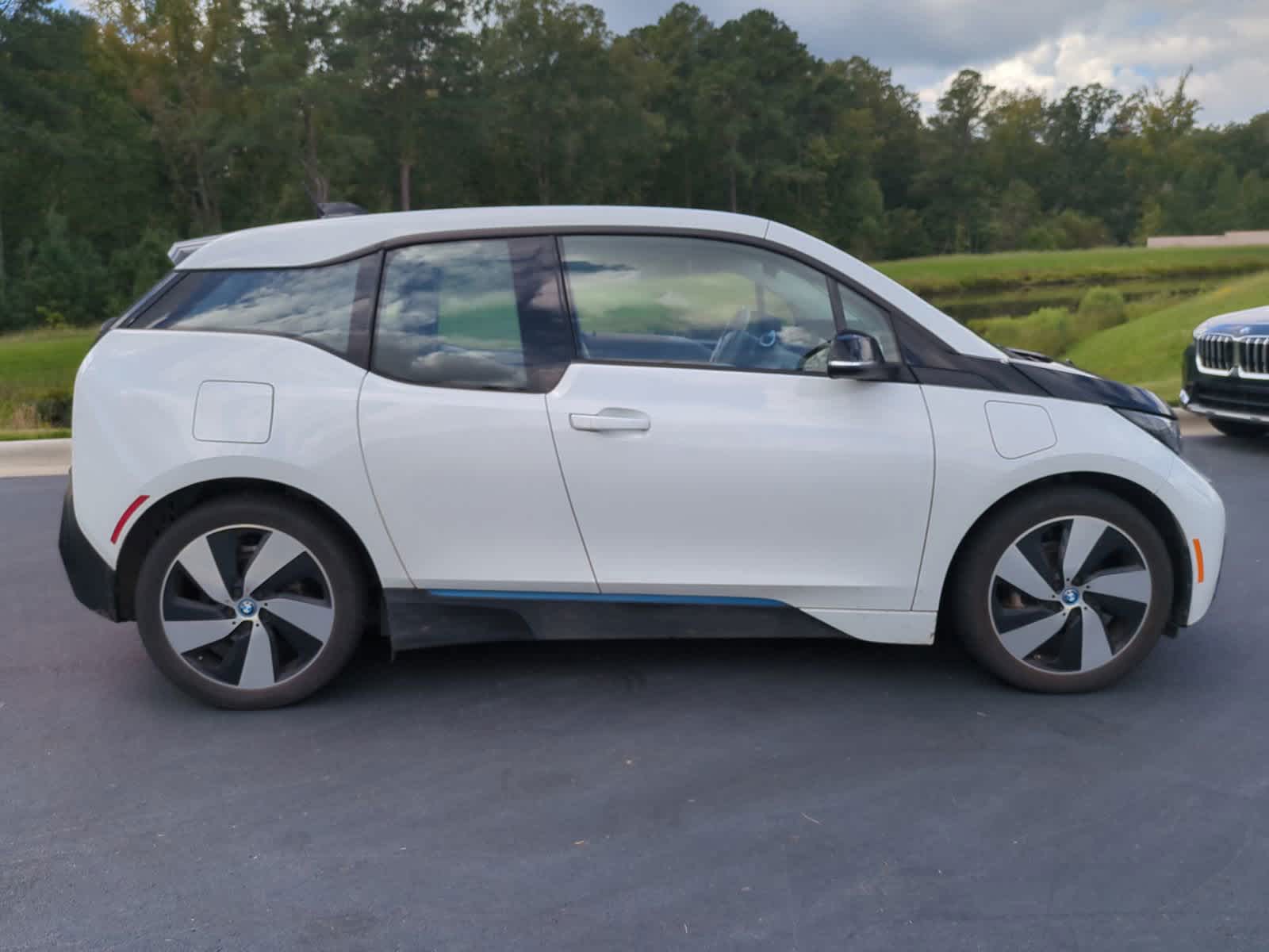 2015 BMW i3  11