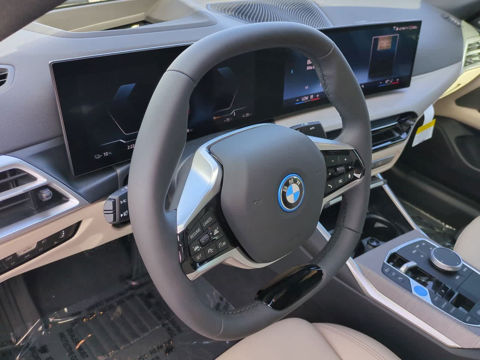 2025 BMW i4 eDrive40 18