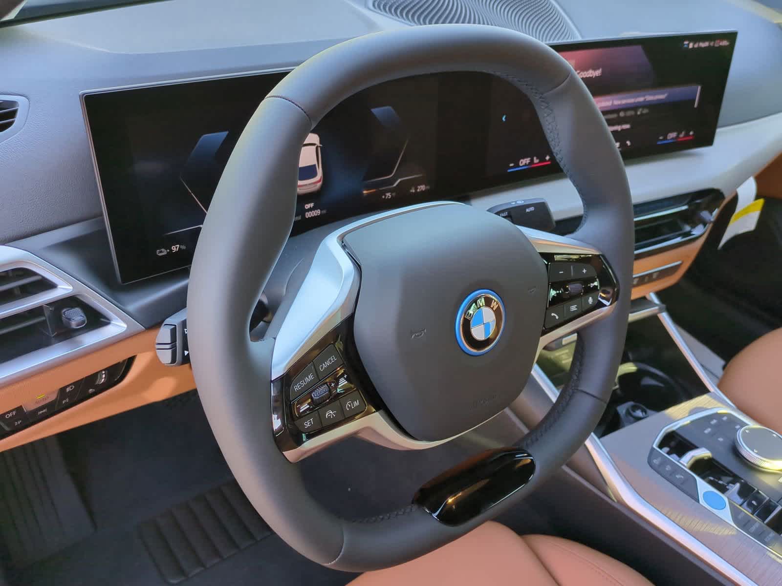 2025 BMW i4 eDrive40 18