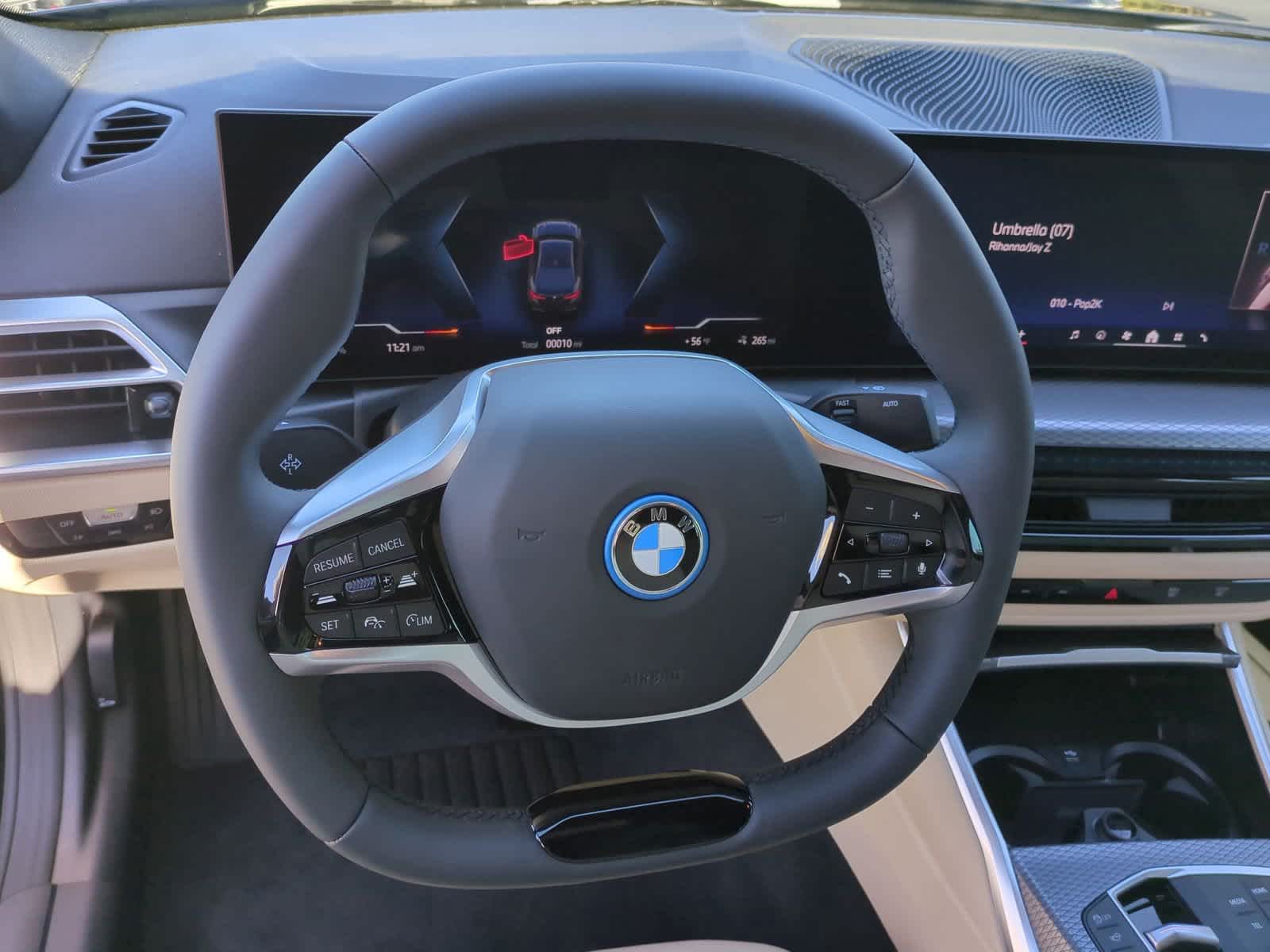 2025 BMW i4 eDrive40 18