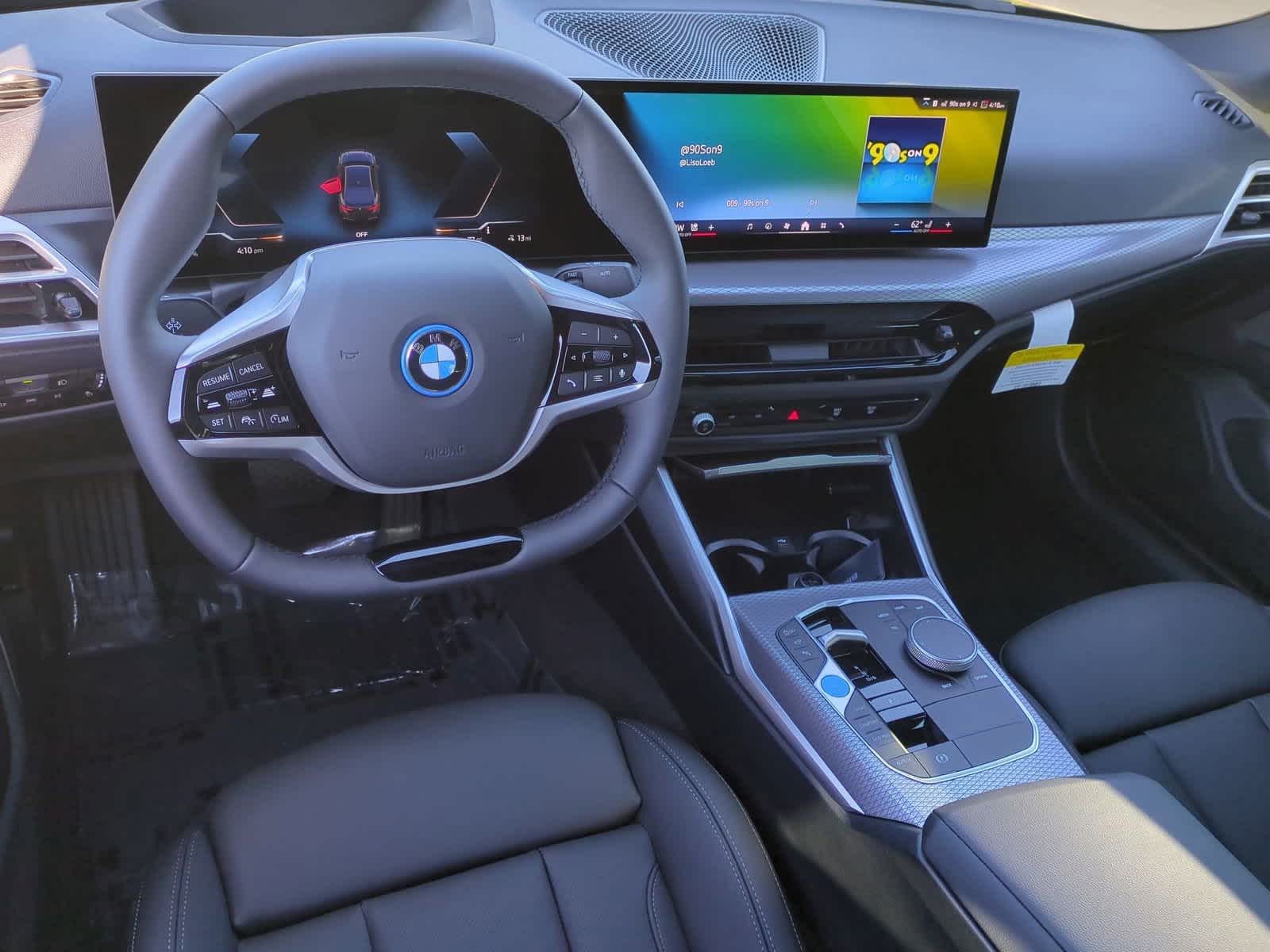 2025 BMW i4 eDrive40 28