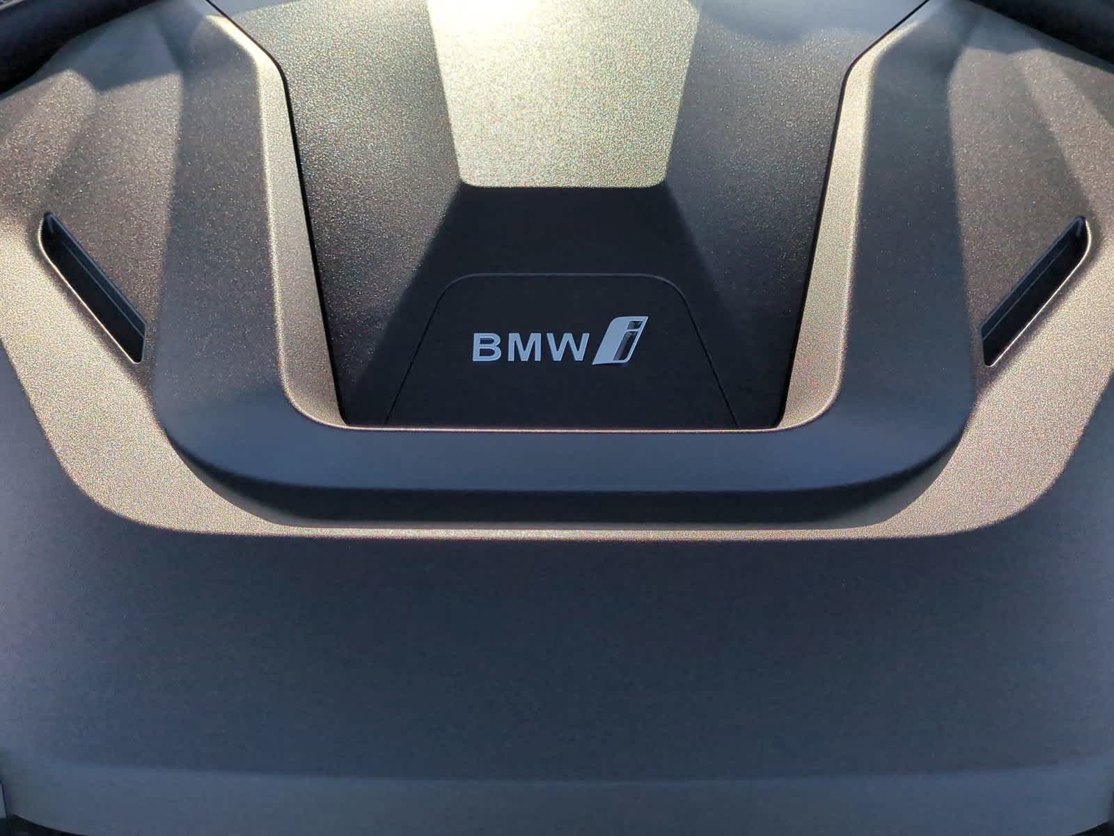 2024 BMW i4 M50 33