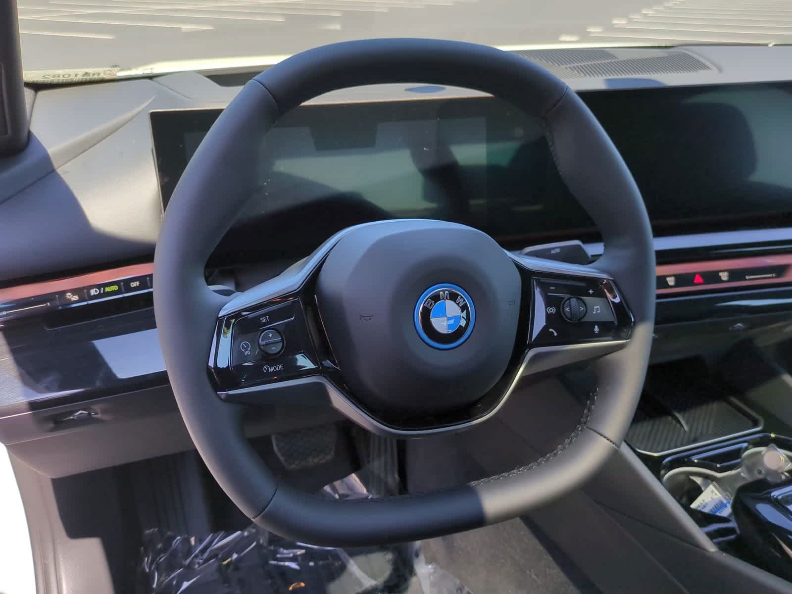 2024 BMW i5 eDrive40 18