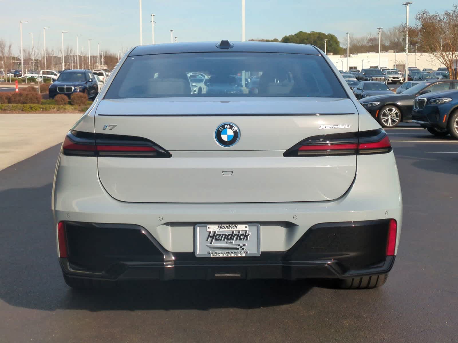 2024 BMW i7 xDrive60 9