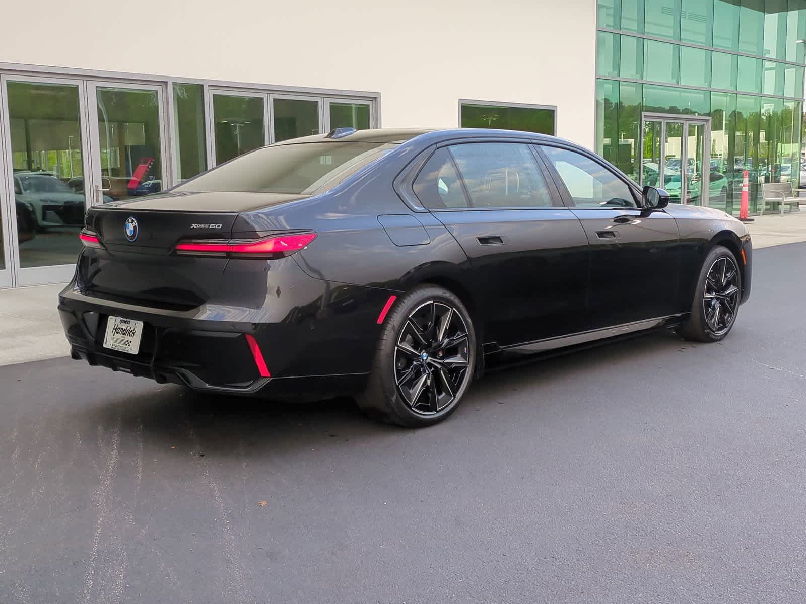 2024 BMW i7 xDrive60 10