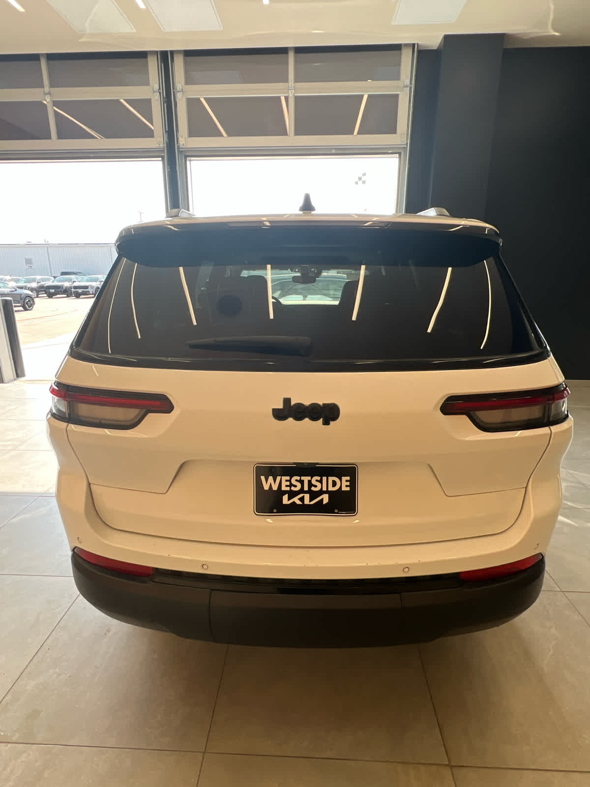 2023 Jeep Grand Cherokee L Altitude - 7