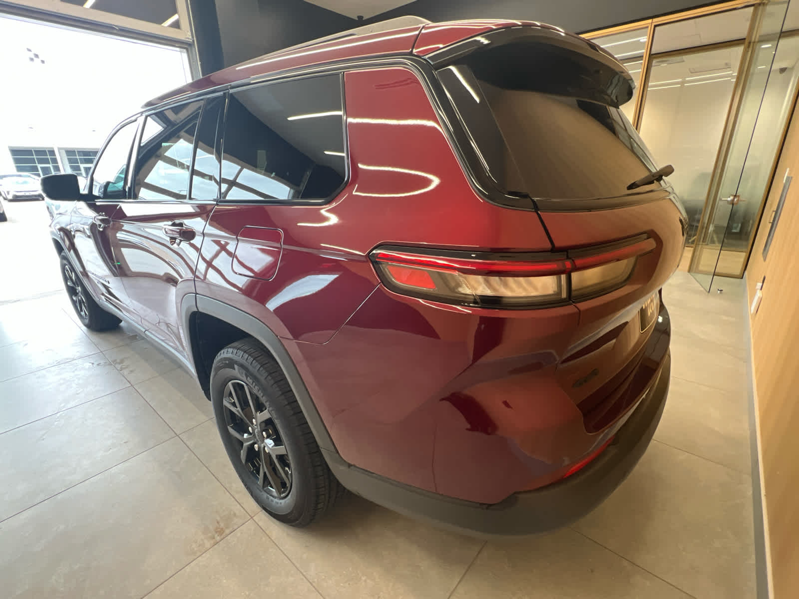 2025 Jeep Grand Cherokee L Altitude - 2