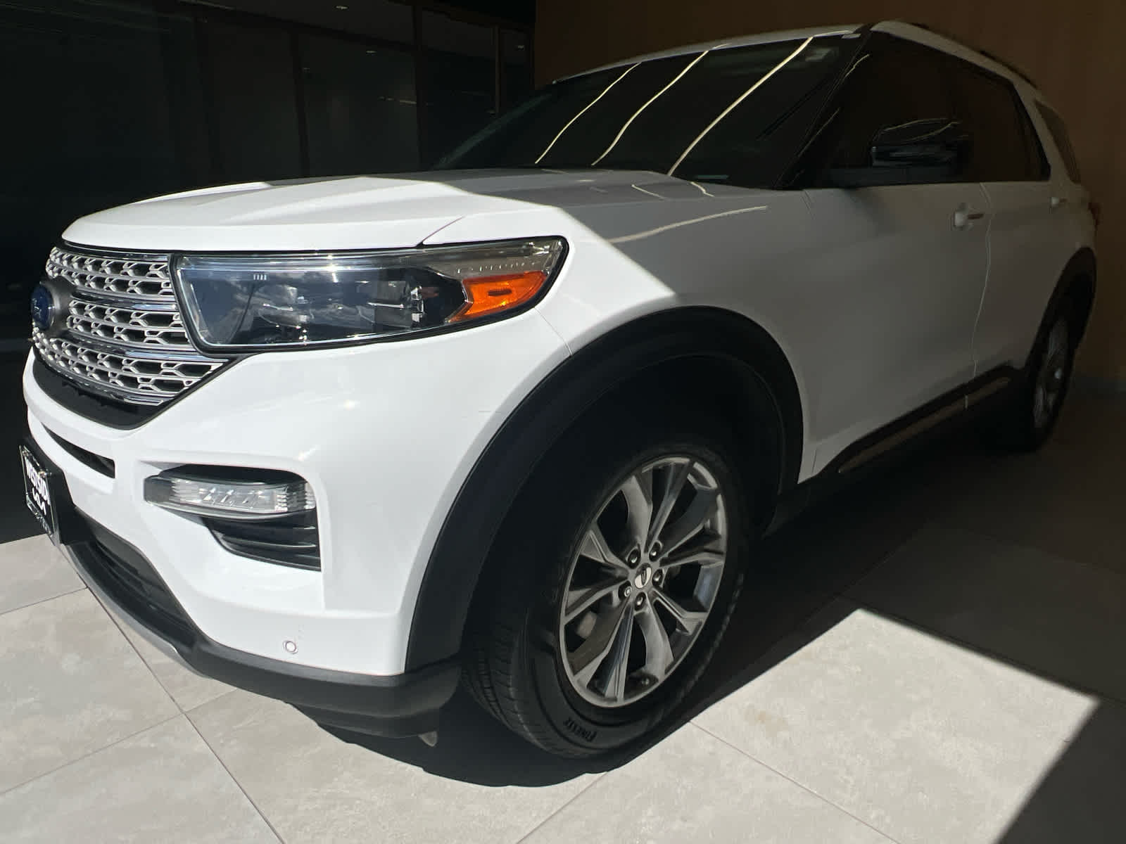 2023 Ford Explorer Limited - 1