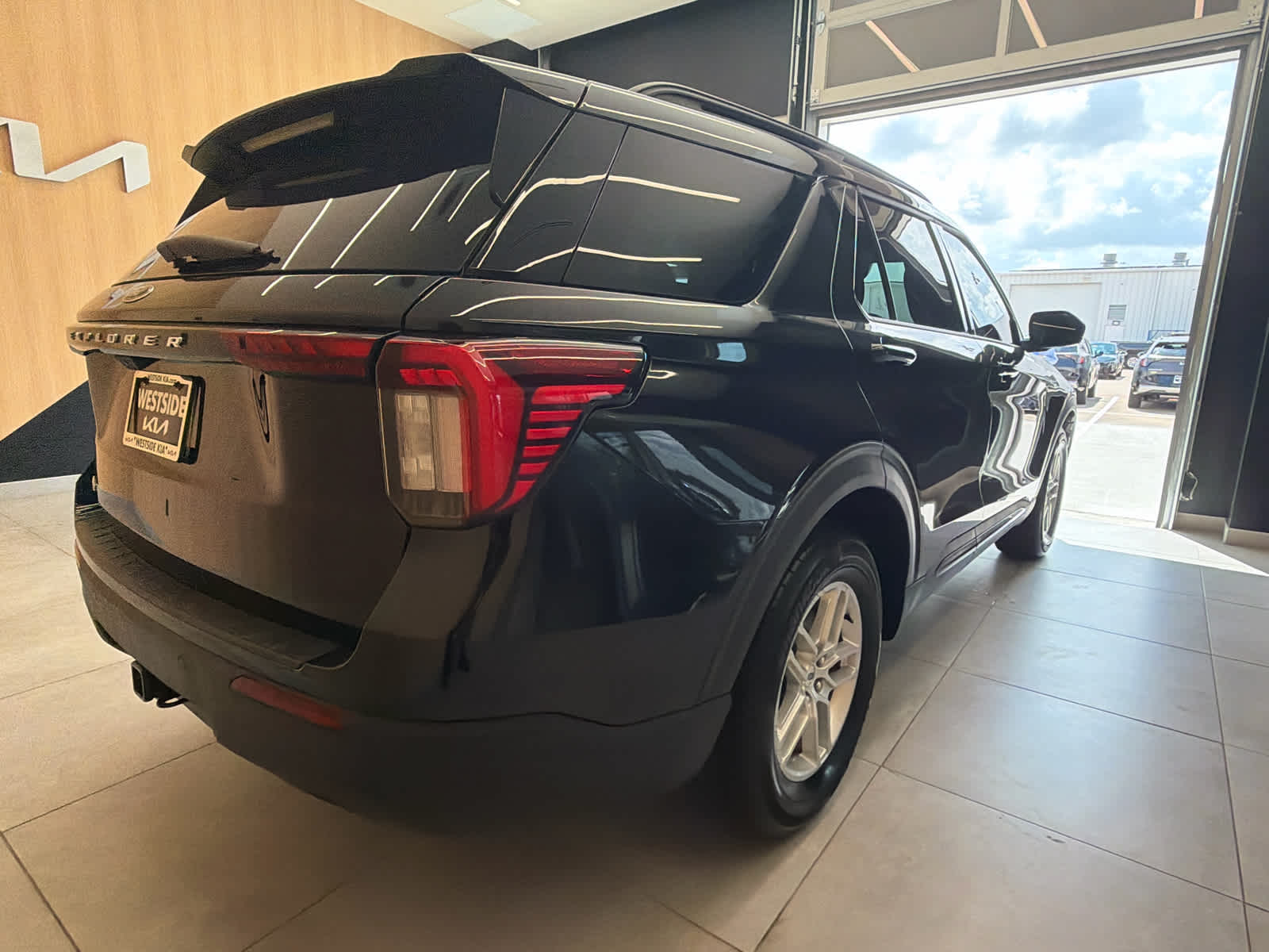 2026 Ford Explorer Active w/200A Pkg - 3