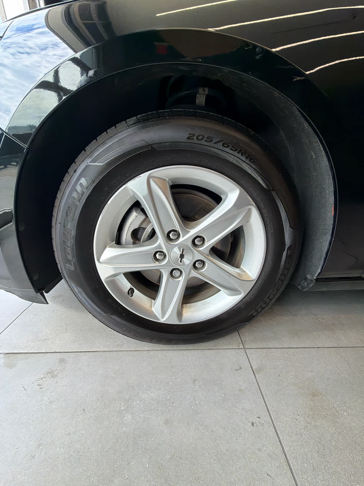 2023 Chevrolet Malibu photo 10 of 27