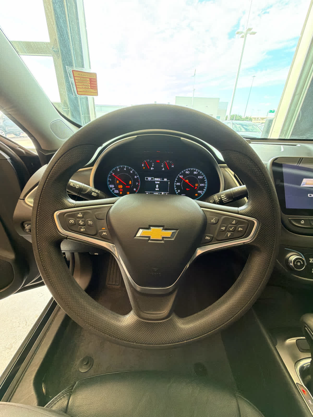 2023 Chevrolet Malibu photo 15 of 27