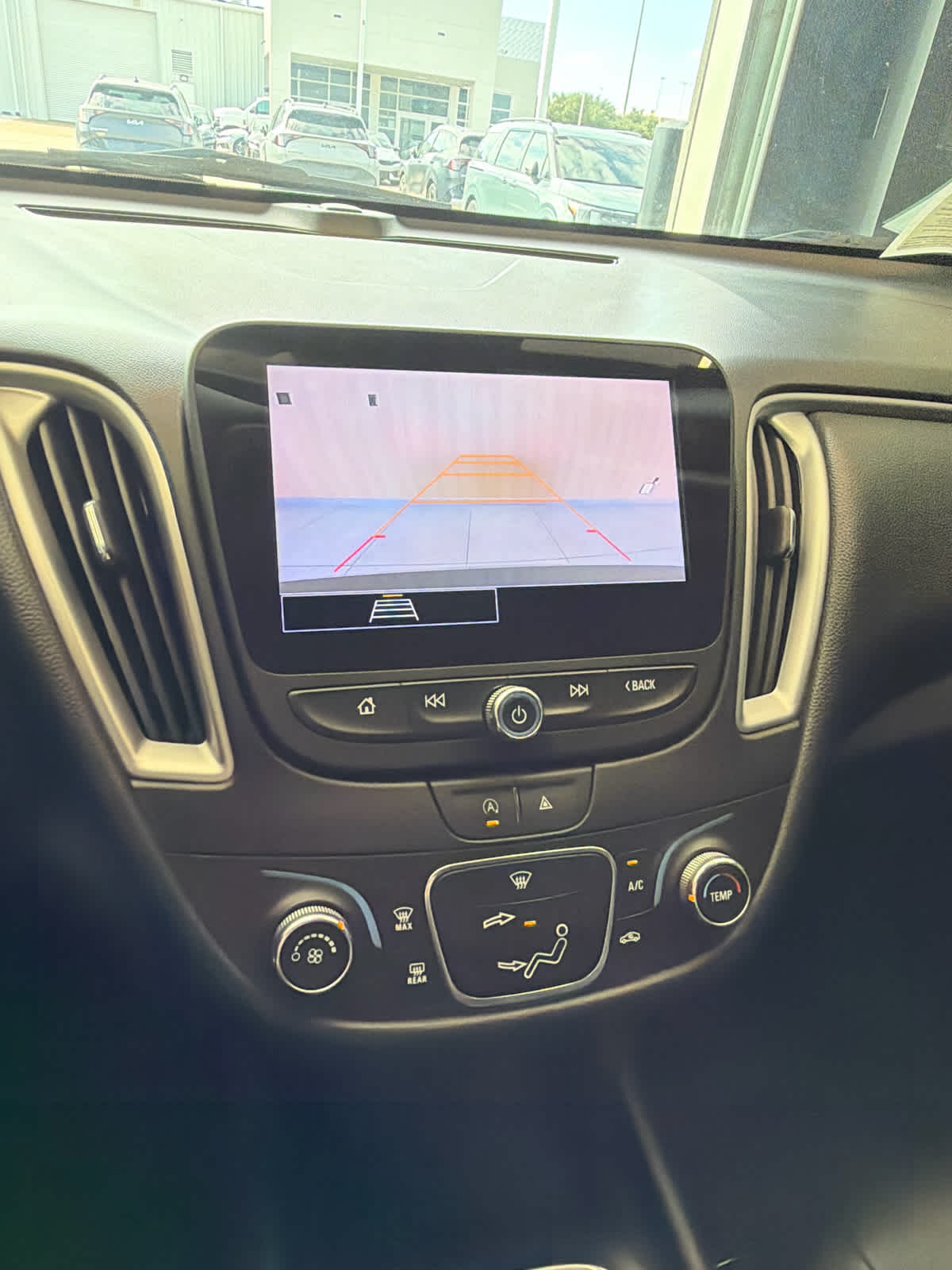 2023 Chevrolet Malibu photo 22 of 27