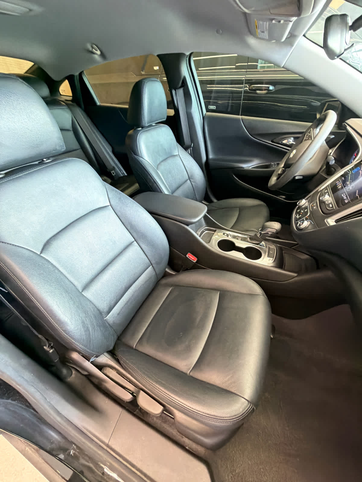 2023 Chevrolet Malibu photo 26 of 27