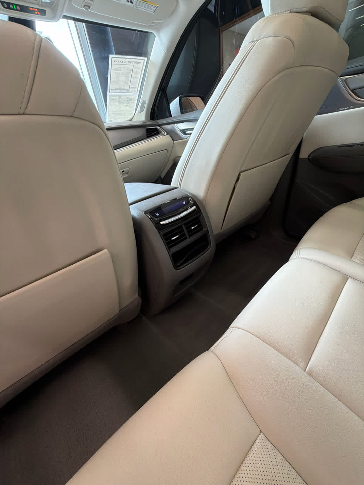 2024 Cadillac XT5 FWD Premium Luxury Crystal White Tricoat at Texan GMC Buick