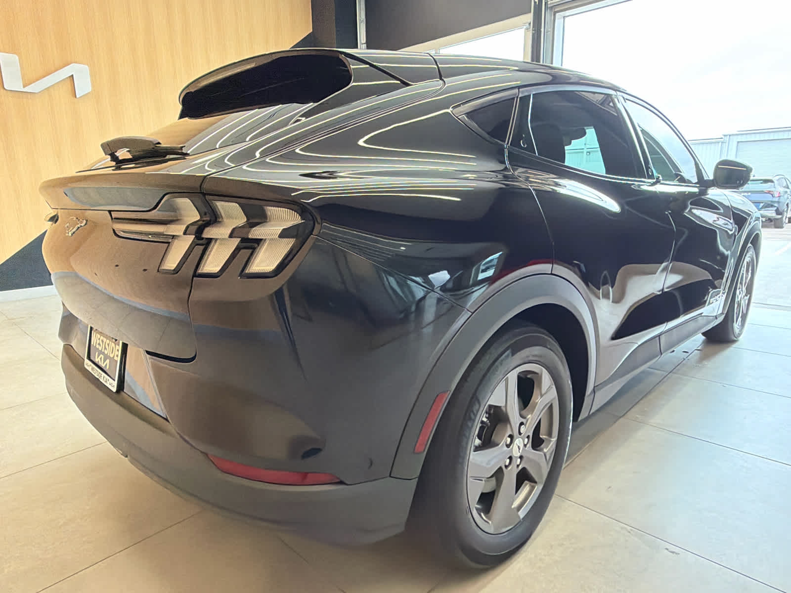 2023 Ford Mustang Mach-E photo 4 of 32
