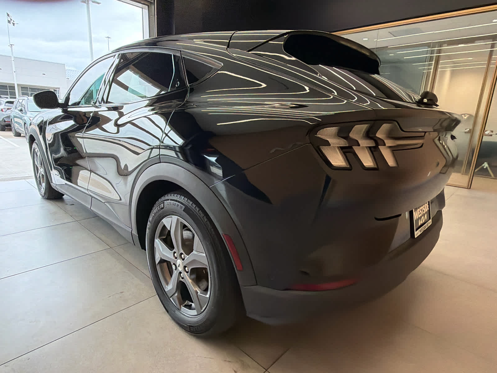 2023 Ford Mustang Mach-E photo 3 of 32