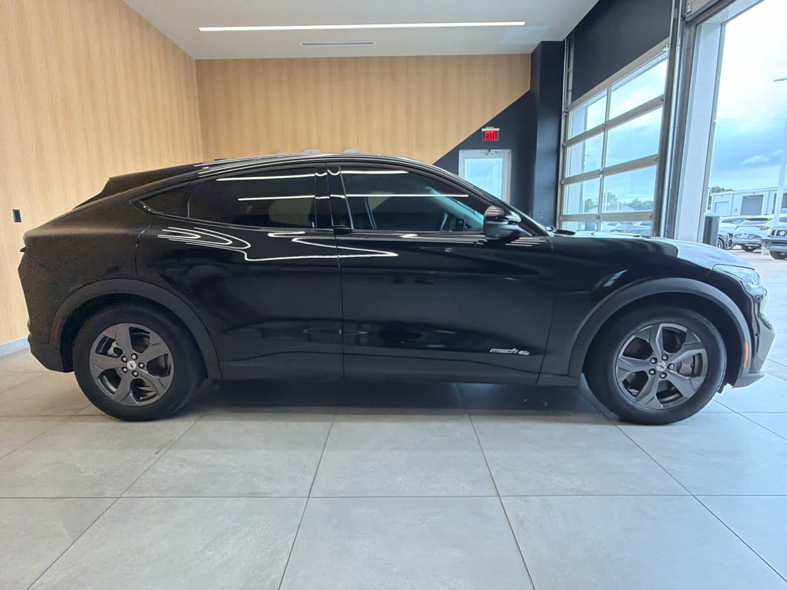2023 Ford Mustang Mach-E photo 5 of 32