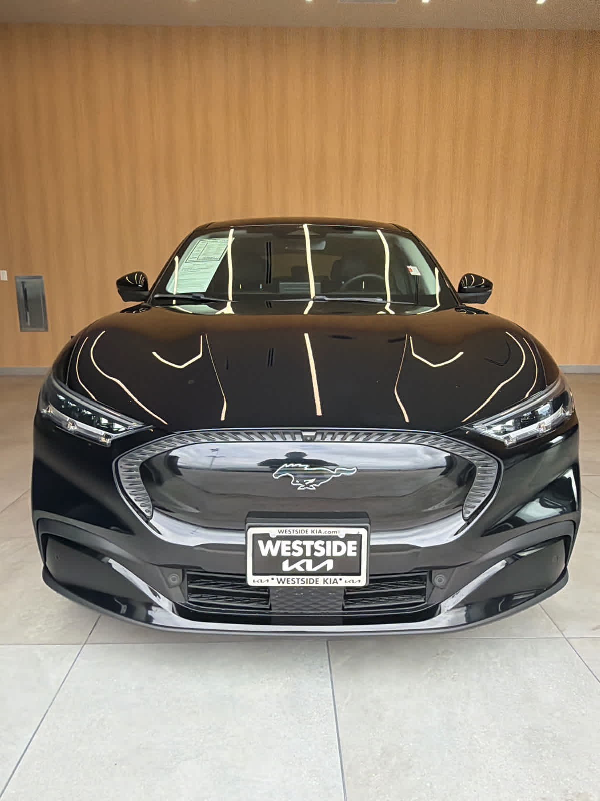 2023 Ford Mustang Mach-E photo 6 of 32
