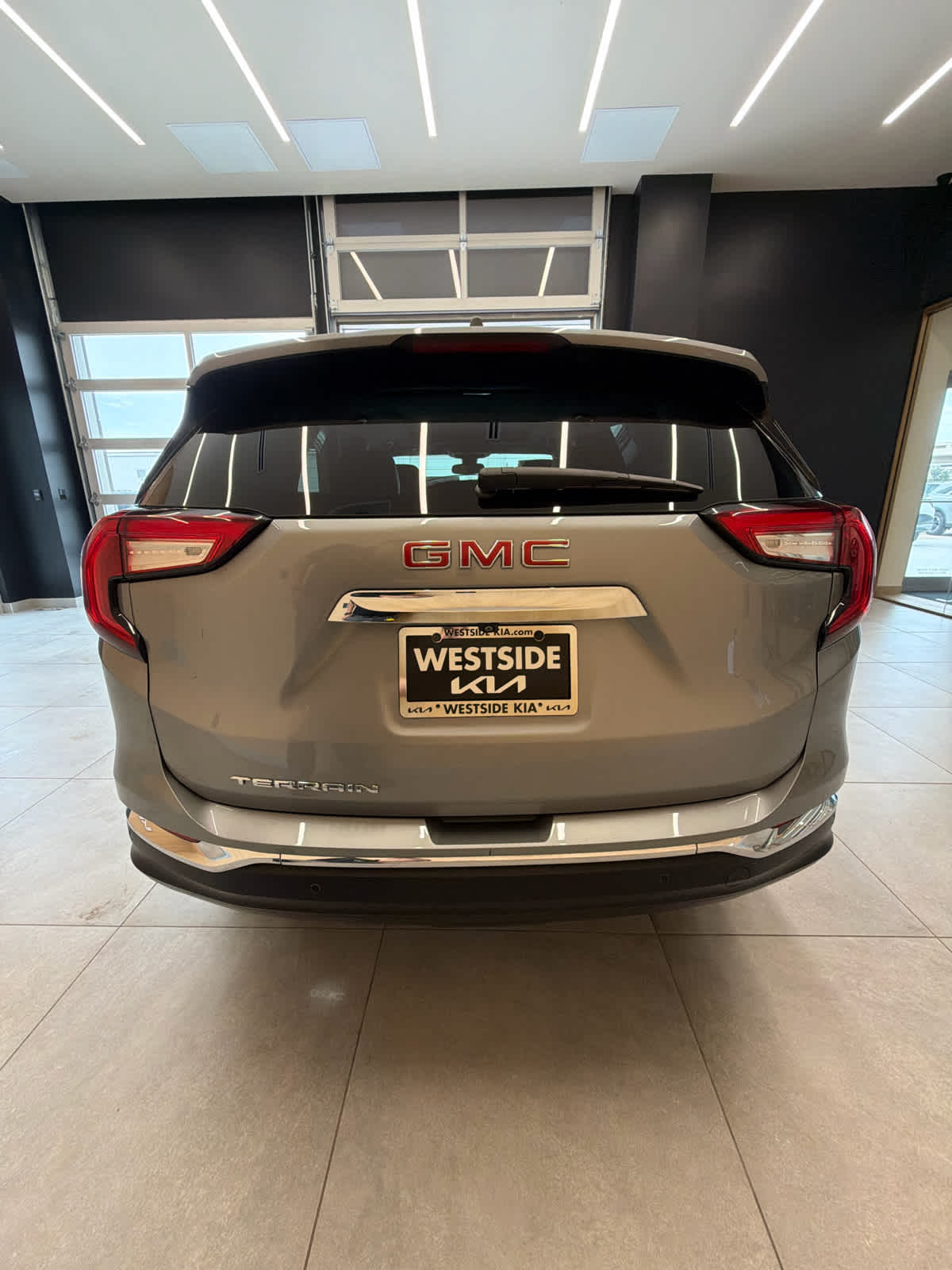 2024 GMC Terrain SLT Sterling Metallic at Tomball Ford