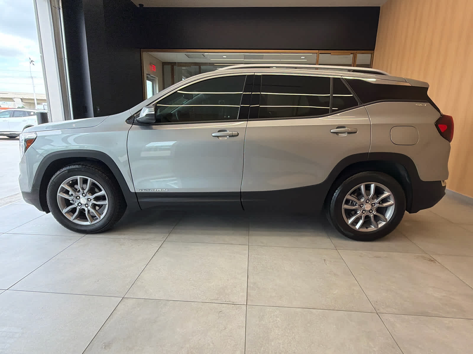 2024 GMC Terrain SLT Sterling Metallic at Tomball Ford