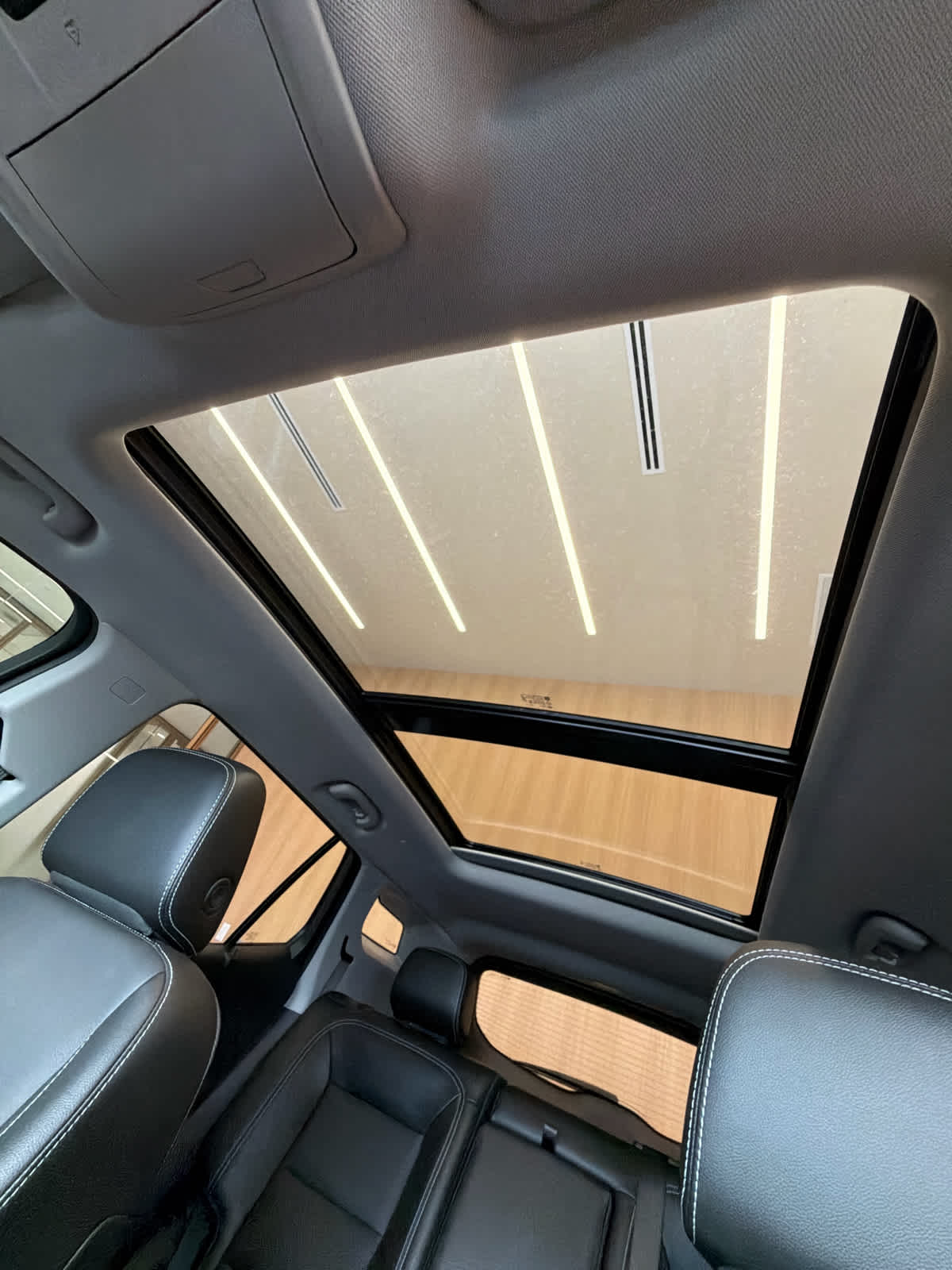 2024 GMC Terrain SLT Sterling Metallic at Tomball Ford