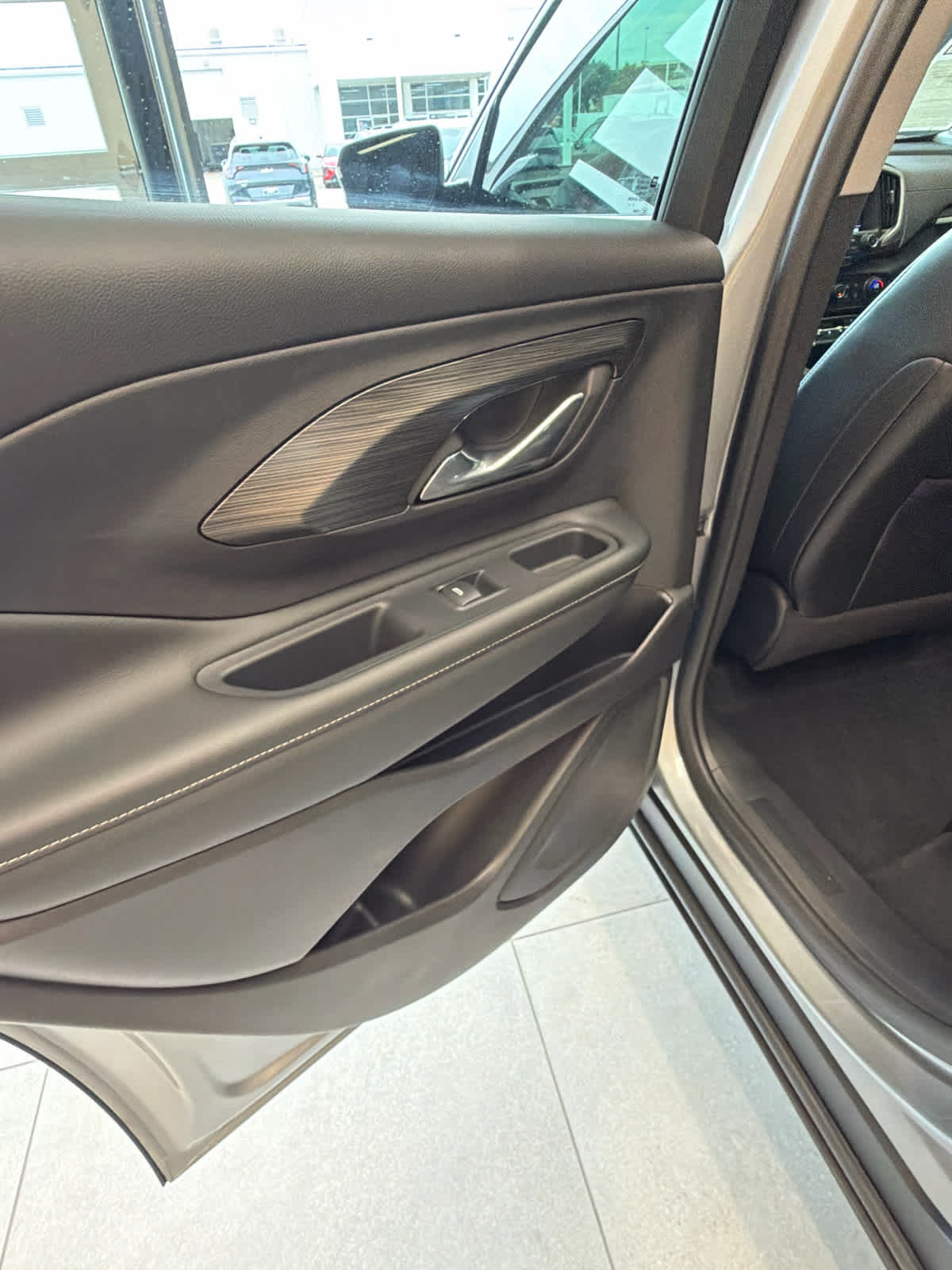 2024 GMC Terrain SLT Sterling Metallic at Tomball Ford