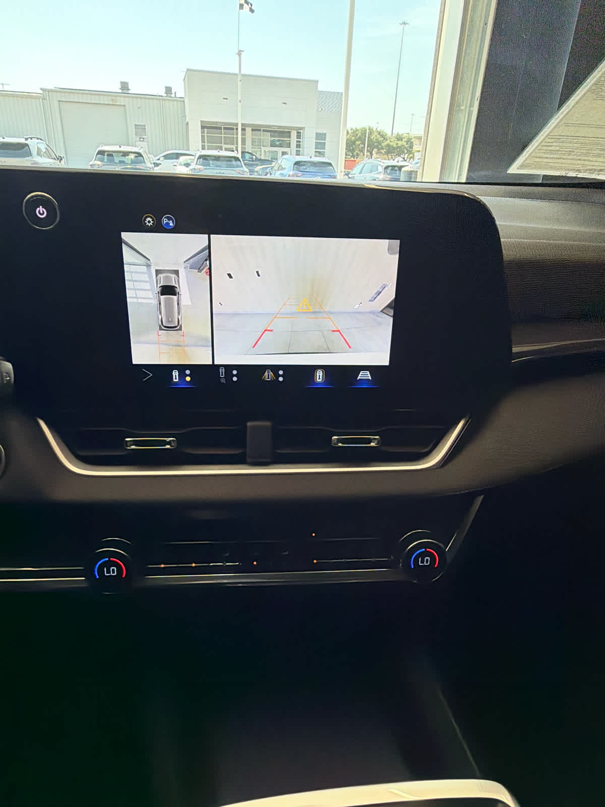 2025 Chevrolet Equinox FWD LT Summit White at Friendly Ford Crosby