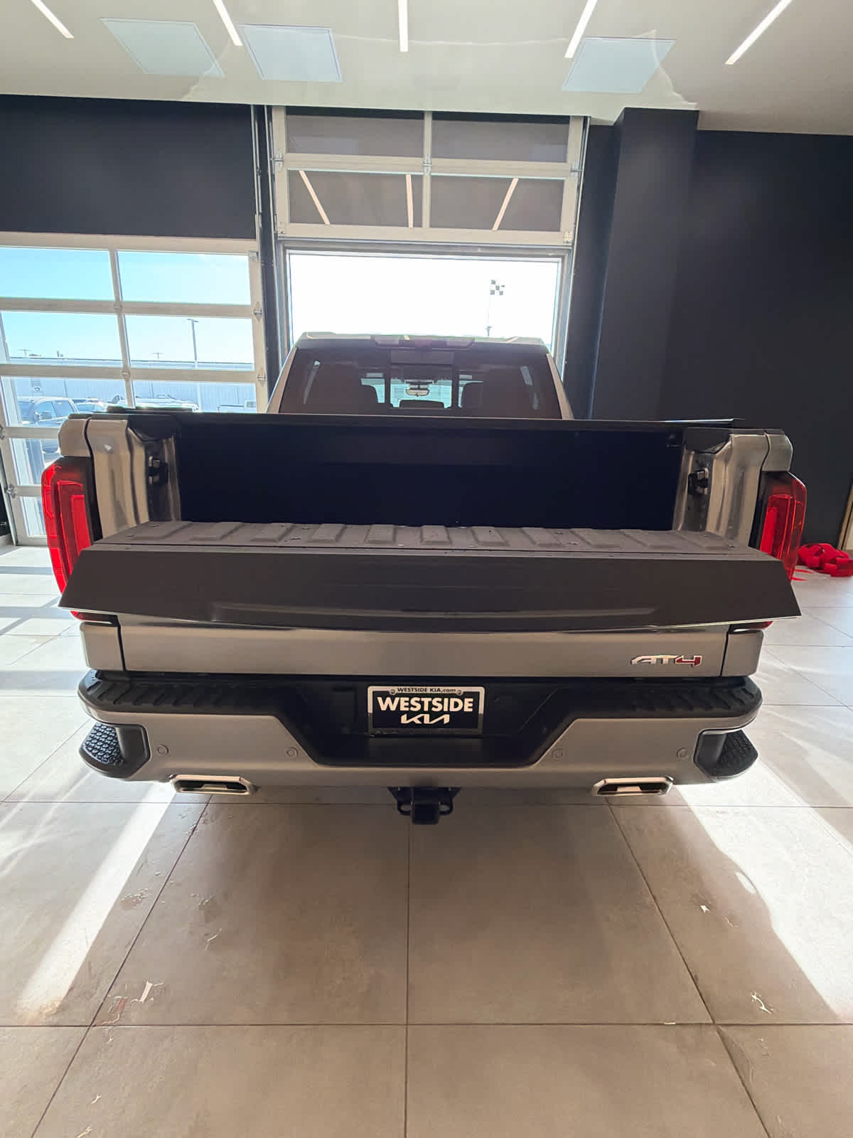2026 GMC Sierra 1500 photo 14 of 42