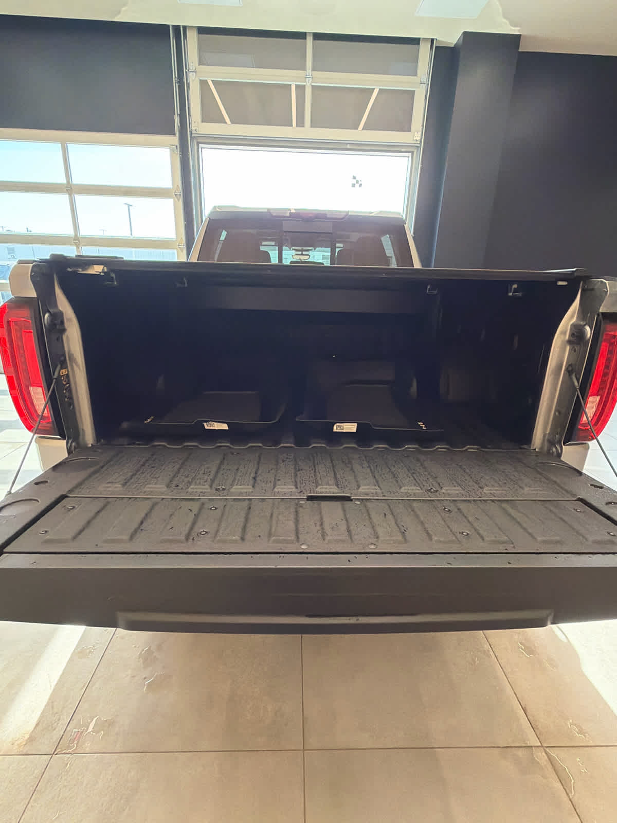 2026 GMC Sierra 1500 photo 15 of 42