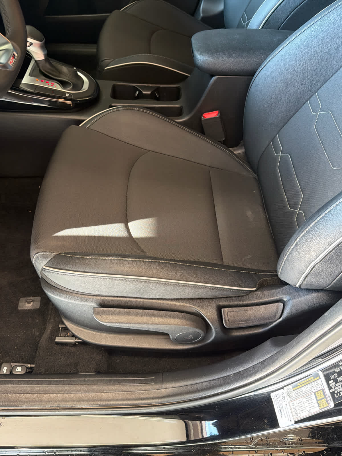 2024 Kia Forte photo 13 of 29