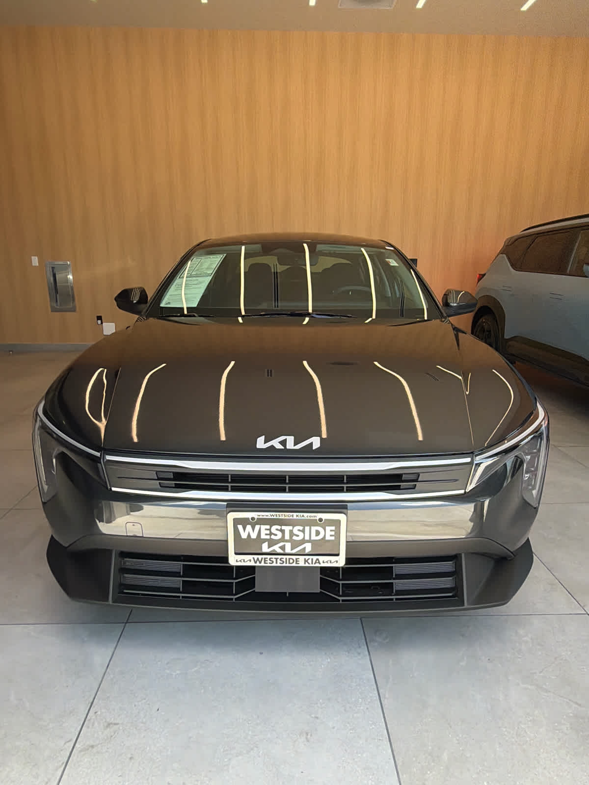 2025 Kia K4 photo 6 of 28