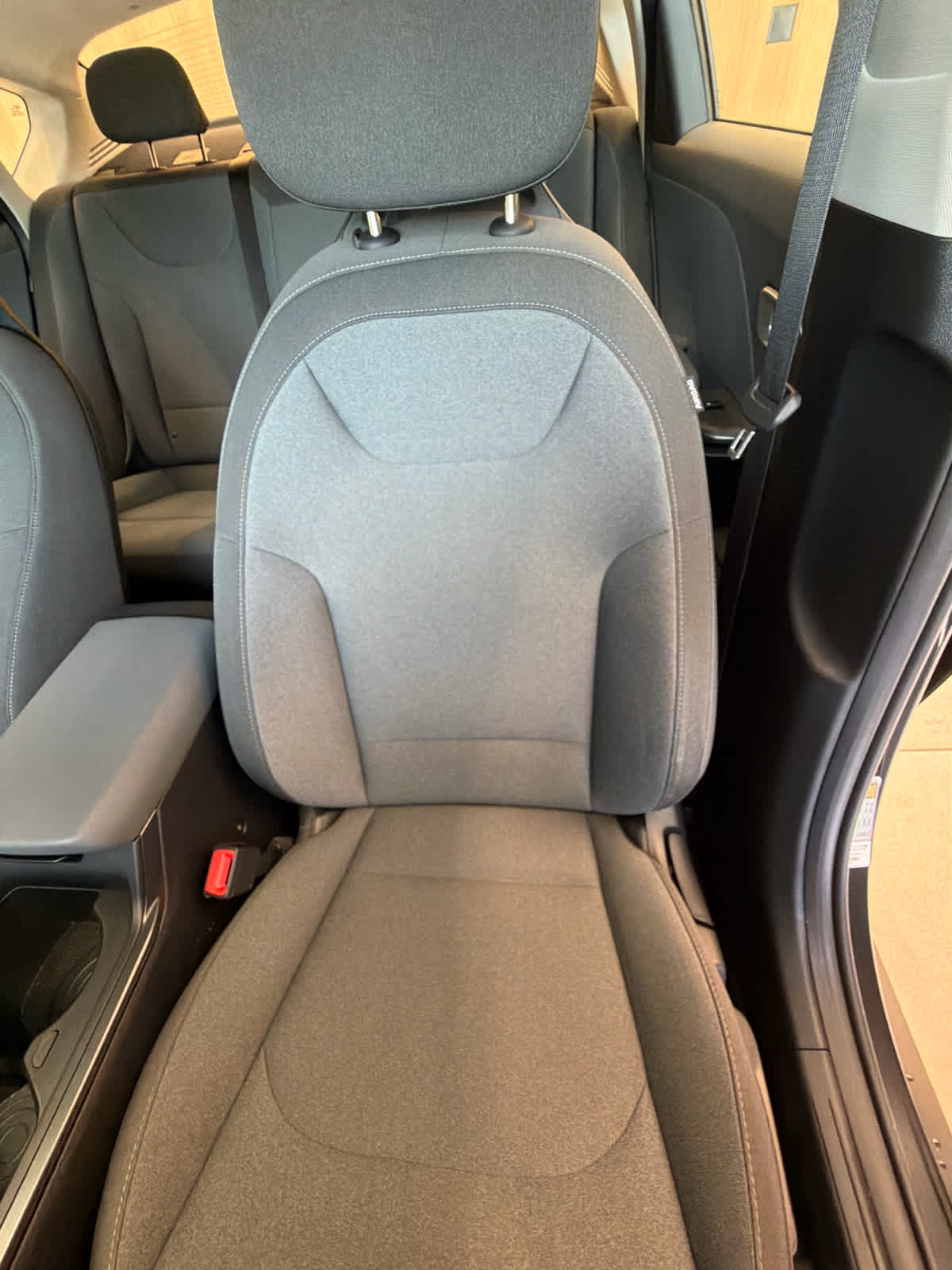 2025 Kia K4 photo 12 of 28