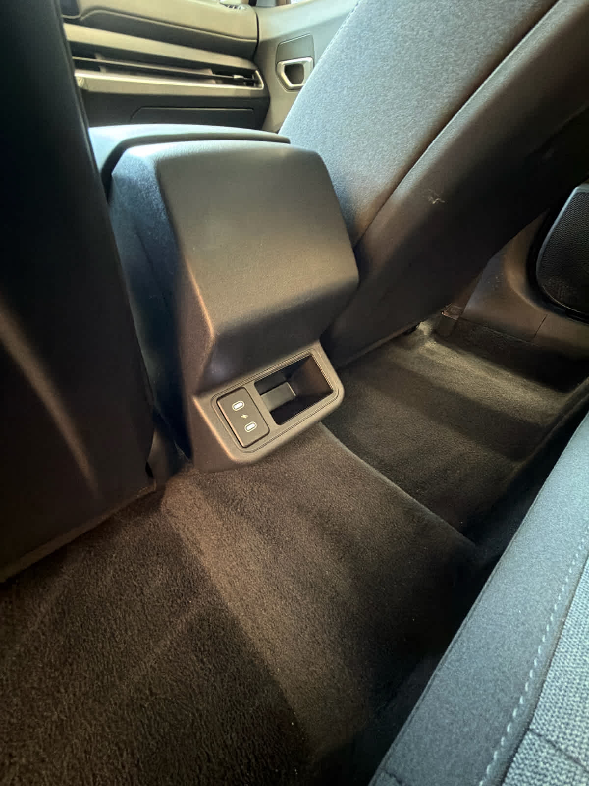 2025 Kia K4 photo 24 of 28