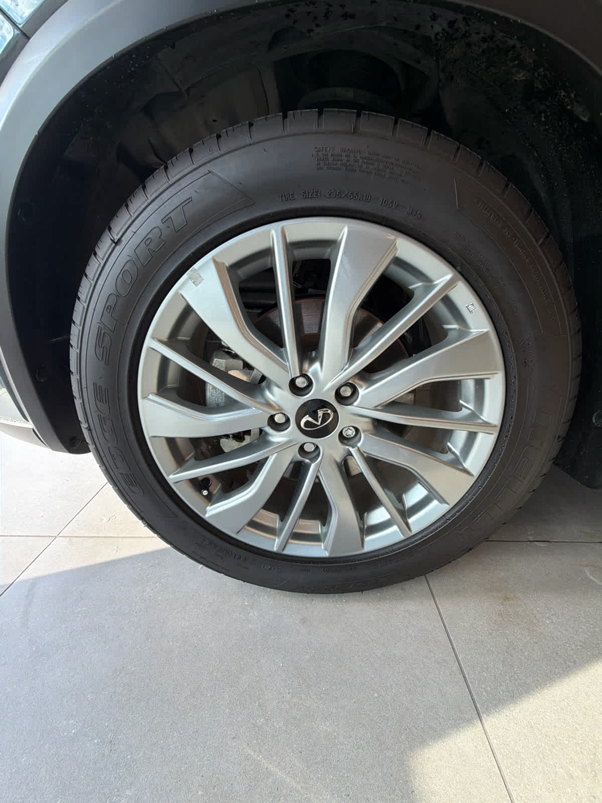 2024 INFINITI QX50 photo 10 of 38